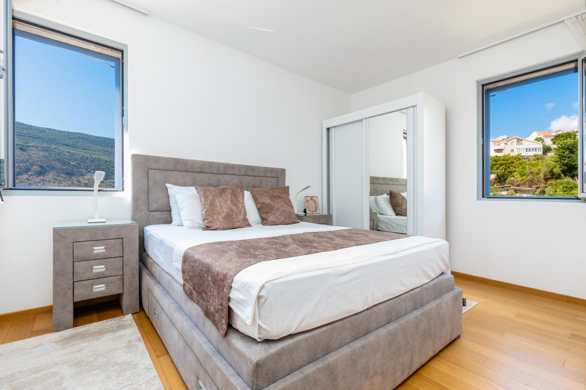 Apart Hotel M S Katunjanin Χέρτσεγκ Νόβι Εξωτερικό φωτογραφία