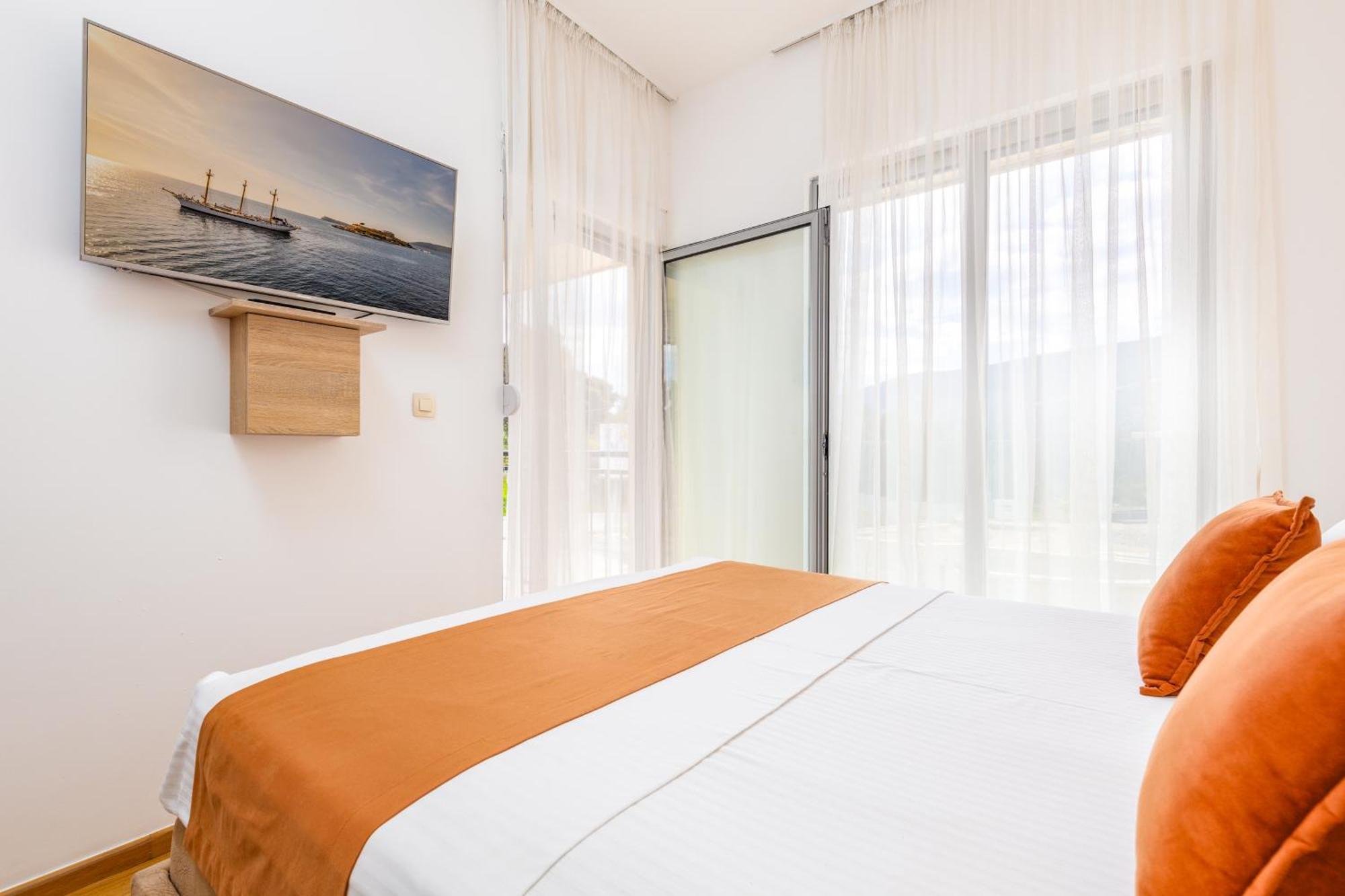 Apart Hotel M S Katunjanin Χέρτσεγκ Νόβι Εξωτερικό φωτογραφία